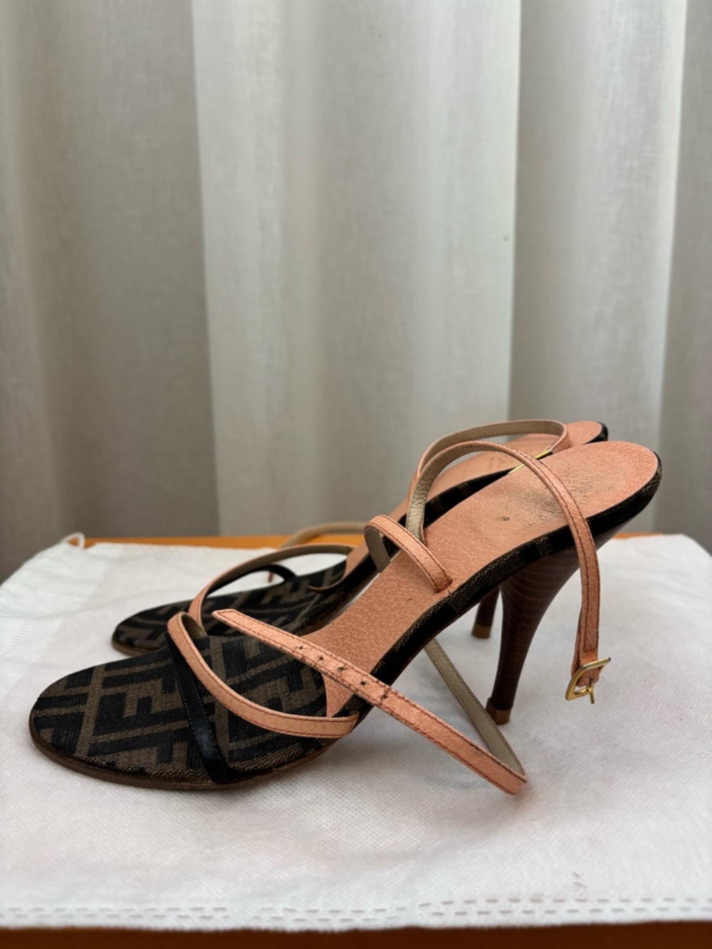 Fendi Pink Leather Strappy High Heel Sandals 37/6.5. Narrow